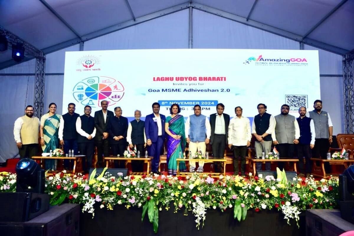 Dignitaries on the Goa MSME Adhiveshan 2.0 stage at the Amazing Goa summit.